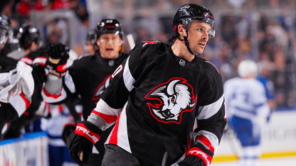 Carrick scores on the rush