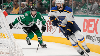 207,210 St Louis Blues Hockey Stock Photos, High-Res Pictures, and