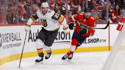 Los Golden Knights caen ante Florida, 4-3, en tiempo extra