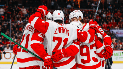 RECAP: Red Wings 'had guys contributing all over the place' in 5-3 road victory over Senators