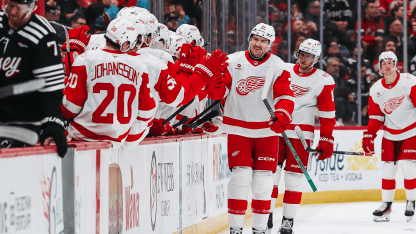 DET@NJD: van Riemsdyk scores PPG against Jacob Markstrom