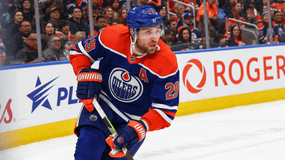 Draisaitl_Oilers_skating