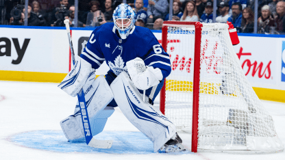 Maple Leafs: Woll s’entraîne avec ses coéquipiers