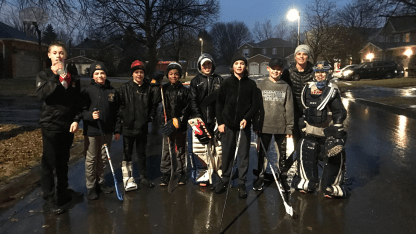 Jake_OBrien_street-hockey_with_mom