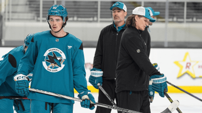 Patrick Marleau joined by son Landon at San Jose Sharks development camp