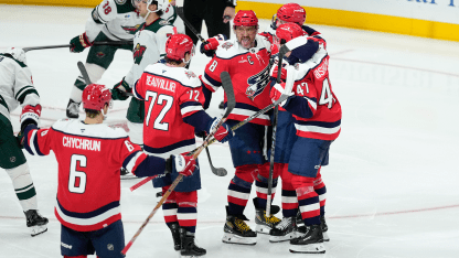 Alex Ovechkin closes in on 900 goals with 1st of season