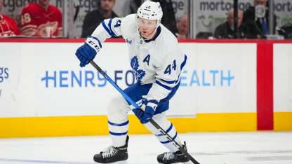 Maple Leafs : Rielly prend le chemin de l'infirmerie