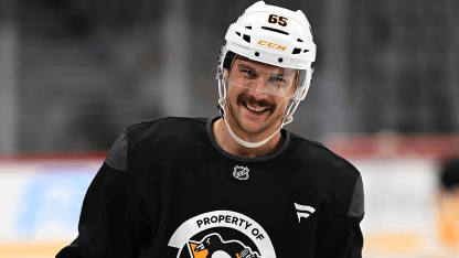 Pittsburgh Penguins spielen auch für Fremdenfuehrer Karlsson