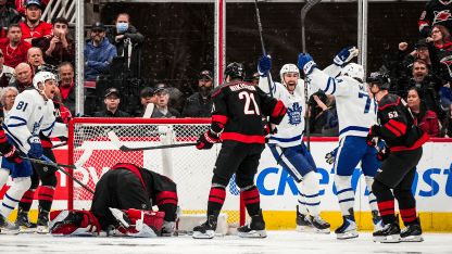 Toronto Maple Leafs Carolina Hurricanes game recap December 4, 2025