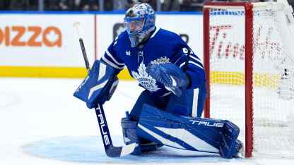 Stolarz_MapleLeafs_in-net