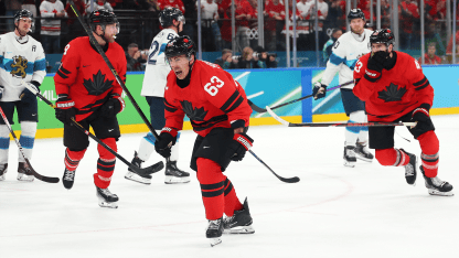 Brad Marchand, unlikely line help 'turn the game' for Canada