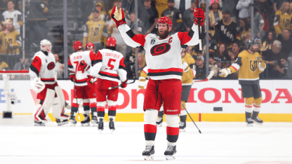 Carolina Hurricanes Jordan Staal keeps goal streak going, scores Game 4 winner