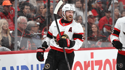 Claude Giroux set to help lead Ottawa in post-Brady Tkachuk era 