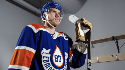 Hockey Recap - Thoughts on the white gloves & orange pants with