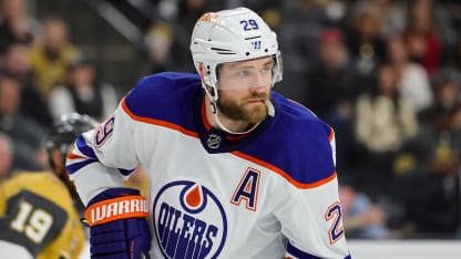 Leon Draisaitl's three-goal, two-assist night powers Oilers to