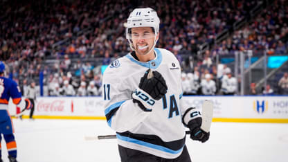 Guenther lights lamp again | NHL.com