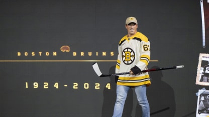 Bruins unveil new jerseys to commemorate 100th season