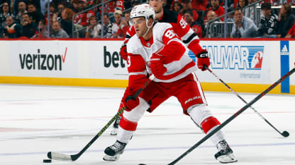 Red Wings edged by Devils in season-opener 4-3 