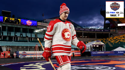 Oilers defeat Flames outdoors in NHL Heritage Classic