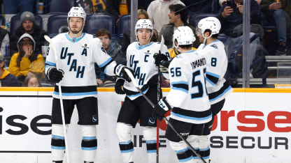 Utah Mammoth players celebrate during their five-game winning streak in January 2026