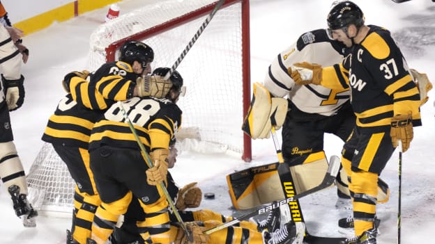 Photos: In-Game at the 2023 Winter Classic