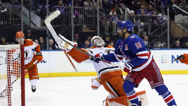 Anaheim Ducks v New York Rangers