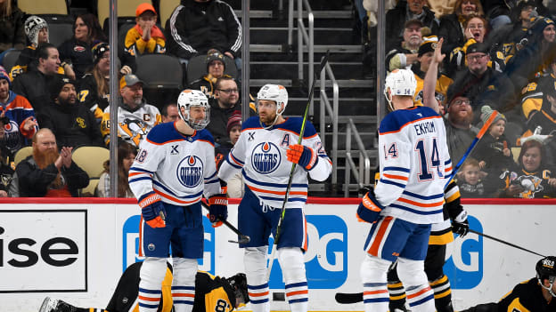 Edmonton Oilers v Pittsburgh Penguins