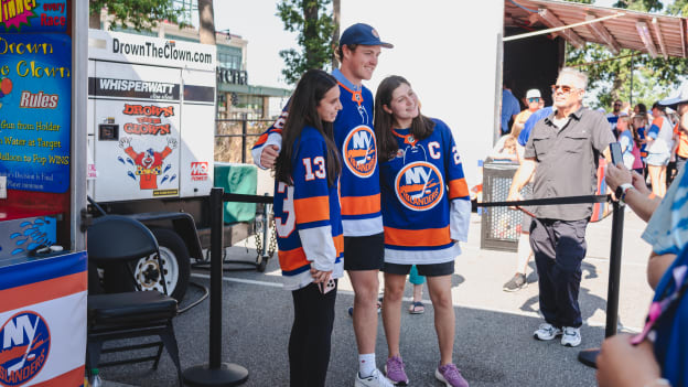 20250928_ISLES_BBQ_FINAL-178