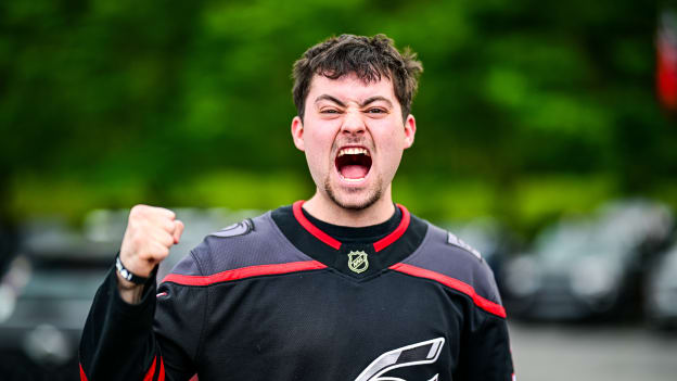 3_250422_CARvsNJD_RD1_GM2_CH8_5803