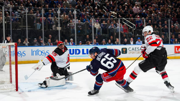 New Jersey Devils v New York Rangers