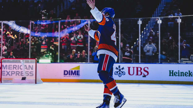 20251016_WIN_NYI_SJS_SCHAEFER_FIRSTSTAR-3