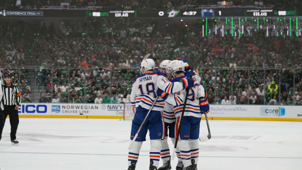 Edmonton Oilers v Dallas Stars