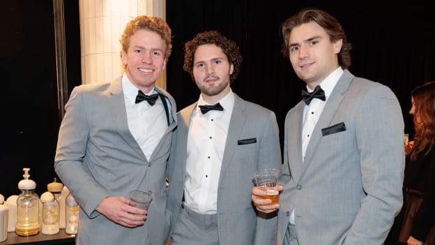 011126_ANAHEIM_DUCKS_197