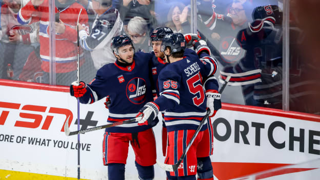 GettyImages-1858332242