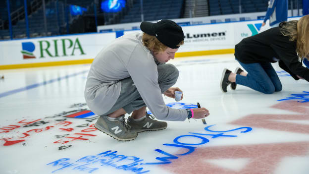paint_the_ice-77