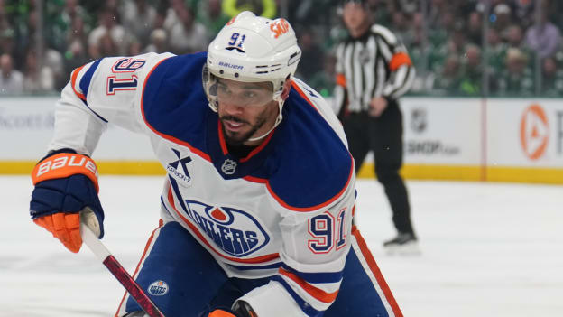 Edmonton Oilers v Dallas Stars