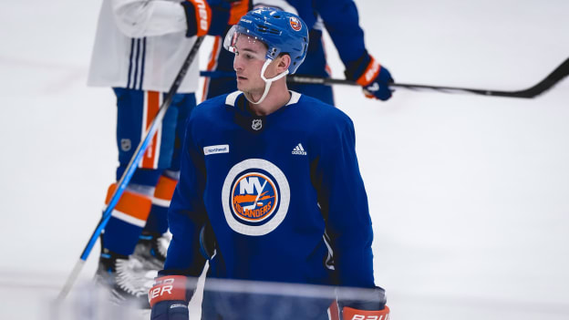 PHOTOS: Islanders Practice Dec. 18