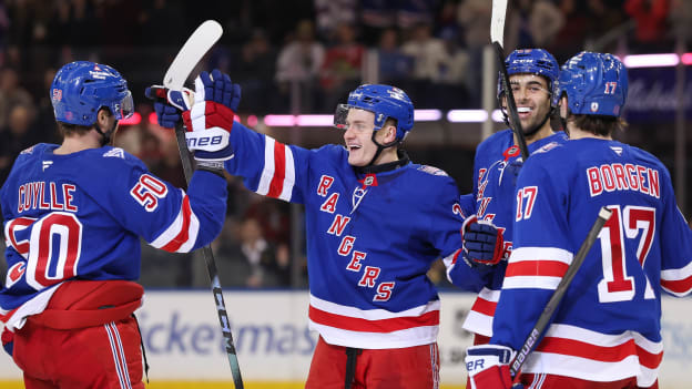 Chicago Blackhawks v New York Rangers