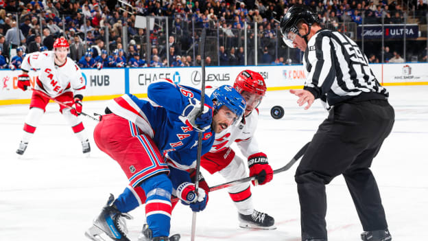 Carolina Hurricanes v New York Rangers