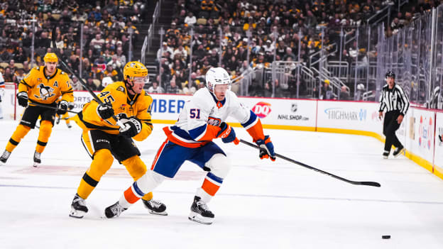 20251009_NYI_PIT_AWAY_1st_GENERAL-8