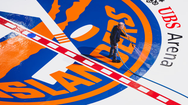 20250913_ICEIN_FIRSTCUT-78