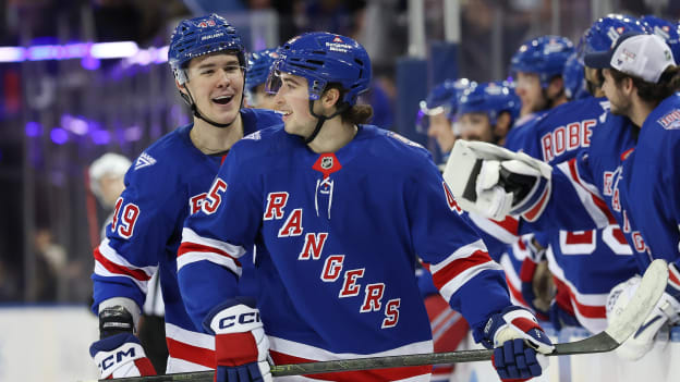 Chicago Blackhawks v New York Rangers