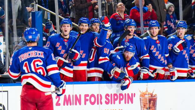 Philadelphia Flyers v New York Rangers