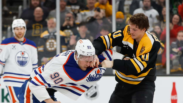 Edmonton Oilers v Boston Bruins