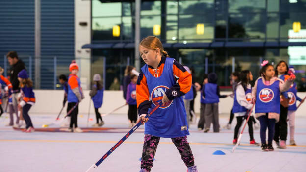 PHOTOS: Try Street Hockey for Free with Girl Scouts of Nassau County