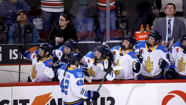 20260401_PWHL_FLA2537_JP