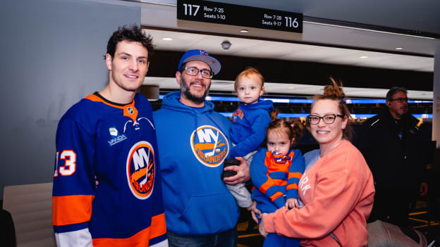 20260222_MEETTHETEAM_CUTTHREE-3