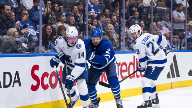 26651950_Tampa_Bay_Lightning_v_Toronto_Maple_Leafs_Andrew_Taylor_(Greenfly)_20241022_031010