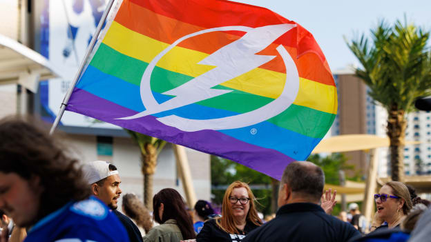 260326-Plaza-PRIDE-TBL-011