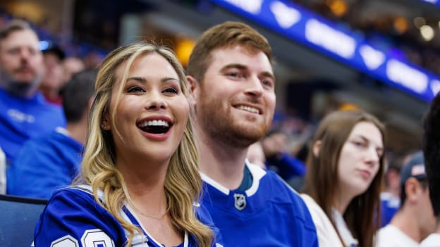 251116TBLvVAN_MilitaryAppreciation653cbl